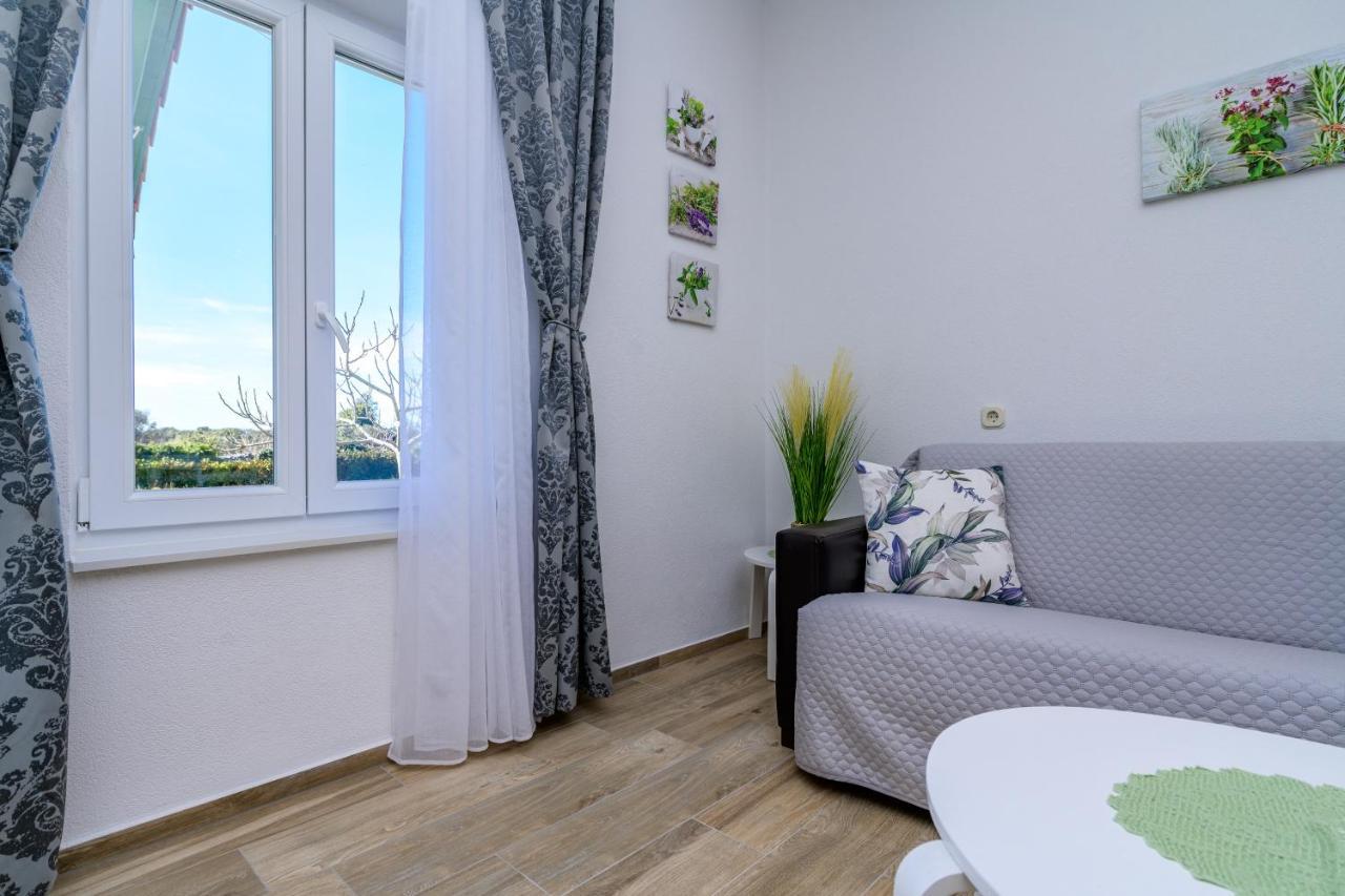 Krcina Holiday Home ツレス エクステリア 写真