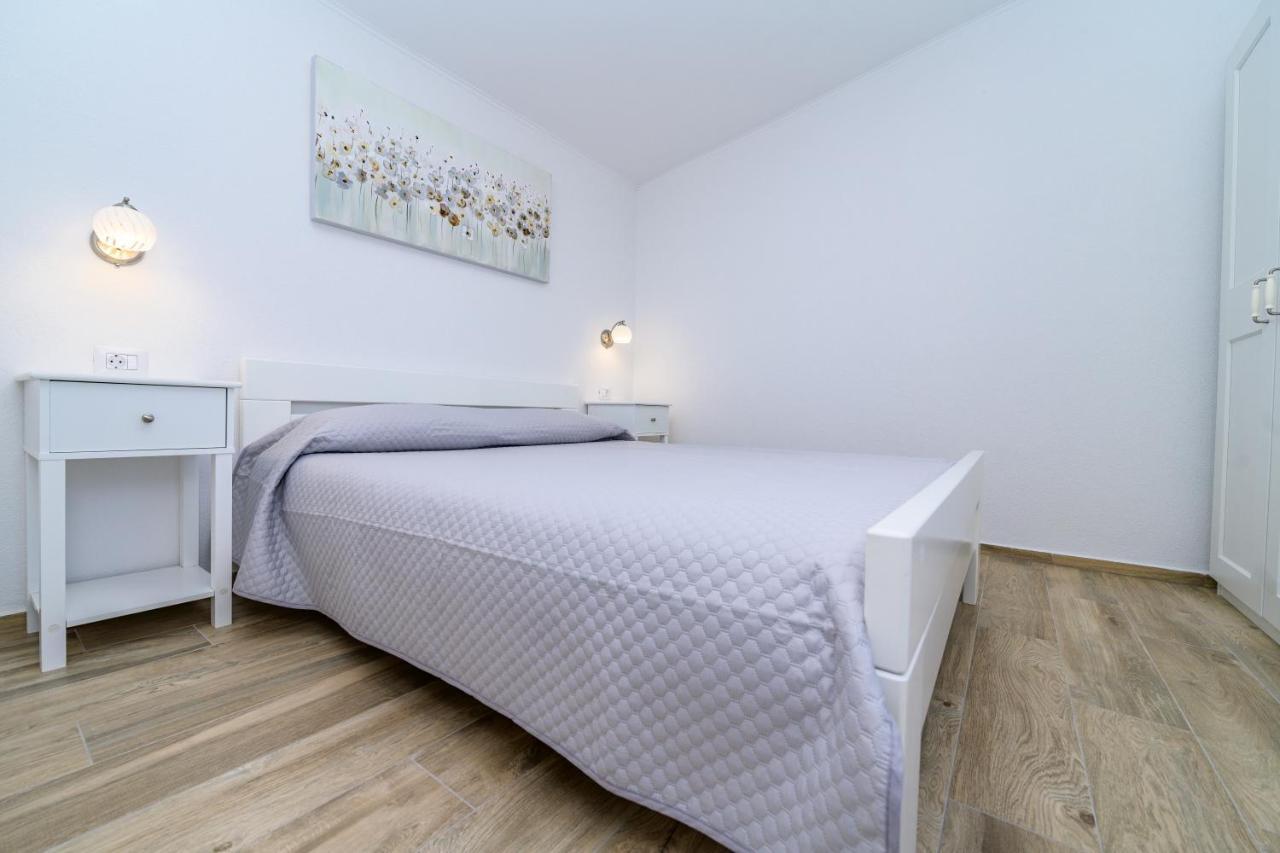Krcina Holiday Home ツレス エクステリア 写真